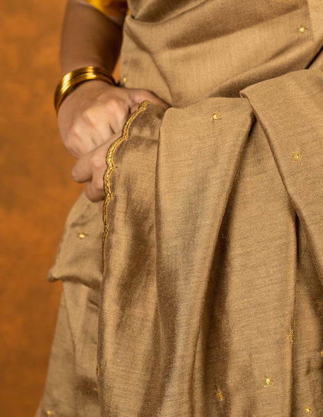 Cinnamon brown silk blend embroidered saree image 3