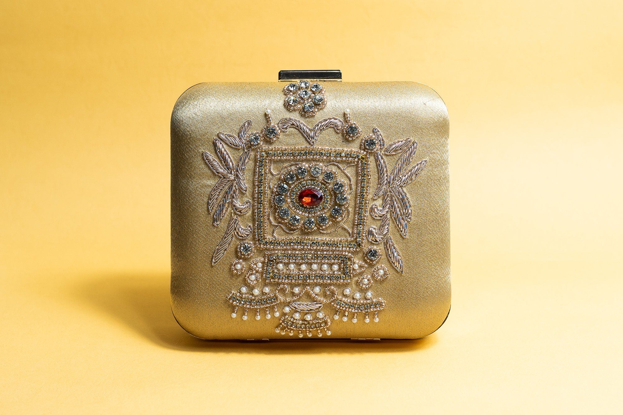 Gold square hand made bead embroidery silk clutch bag detachable sling