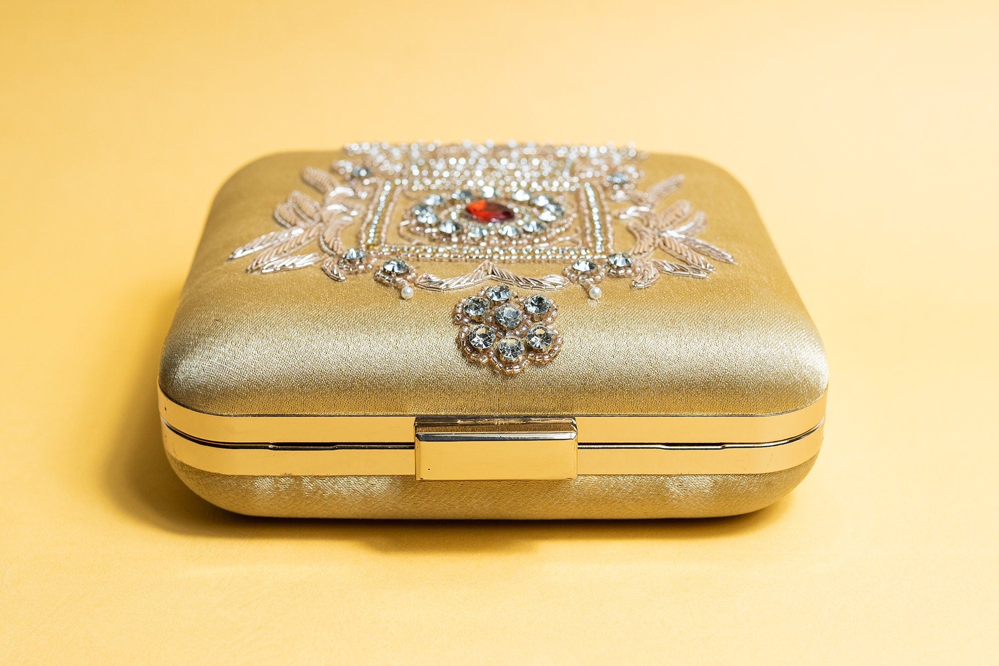 Gold square hand made bead embroidery silk clutch bag detachable sling
