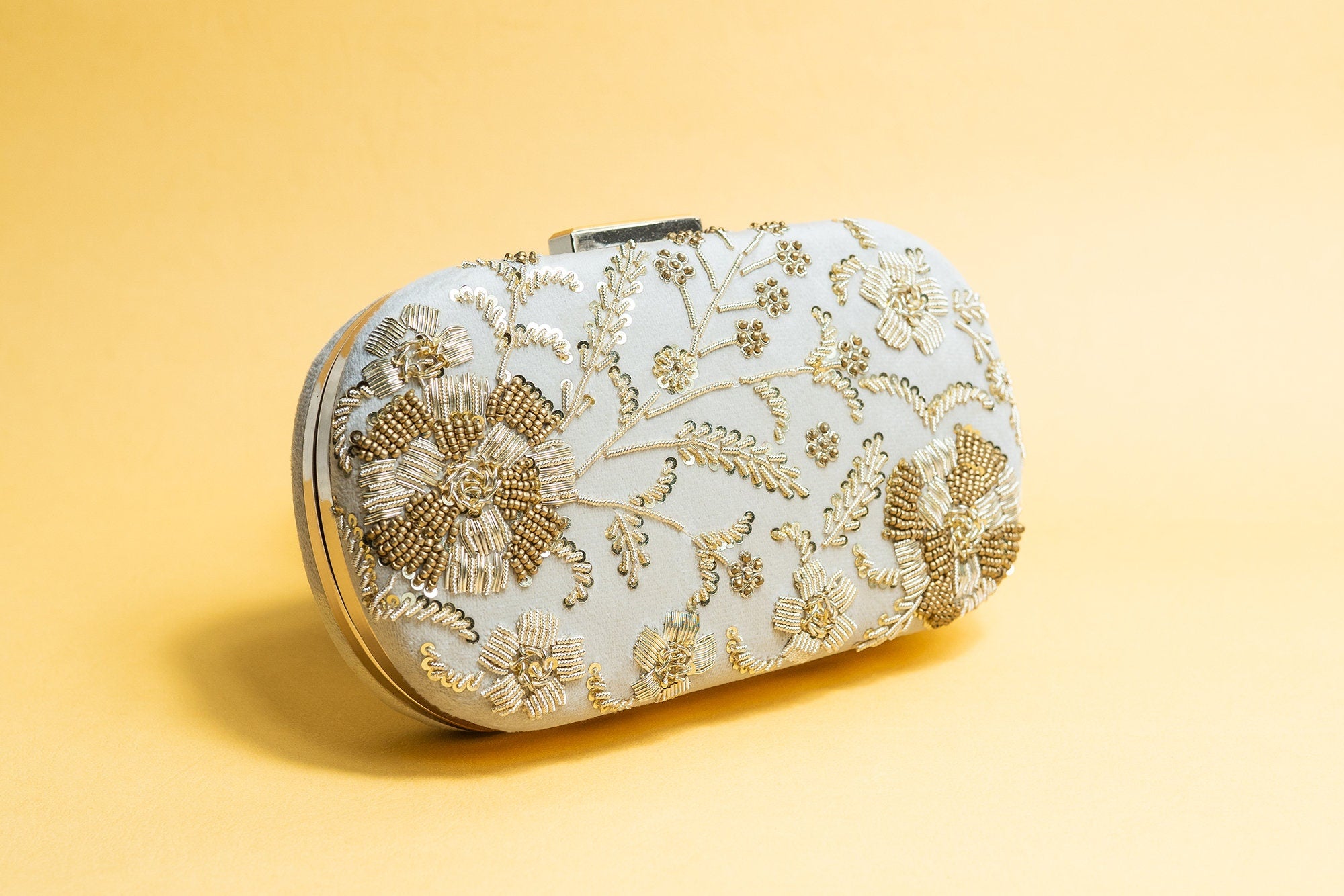 Beige bead embroidery velvet clutch bag detachable sling