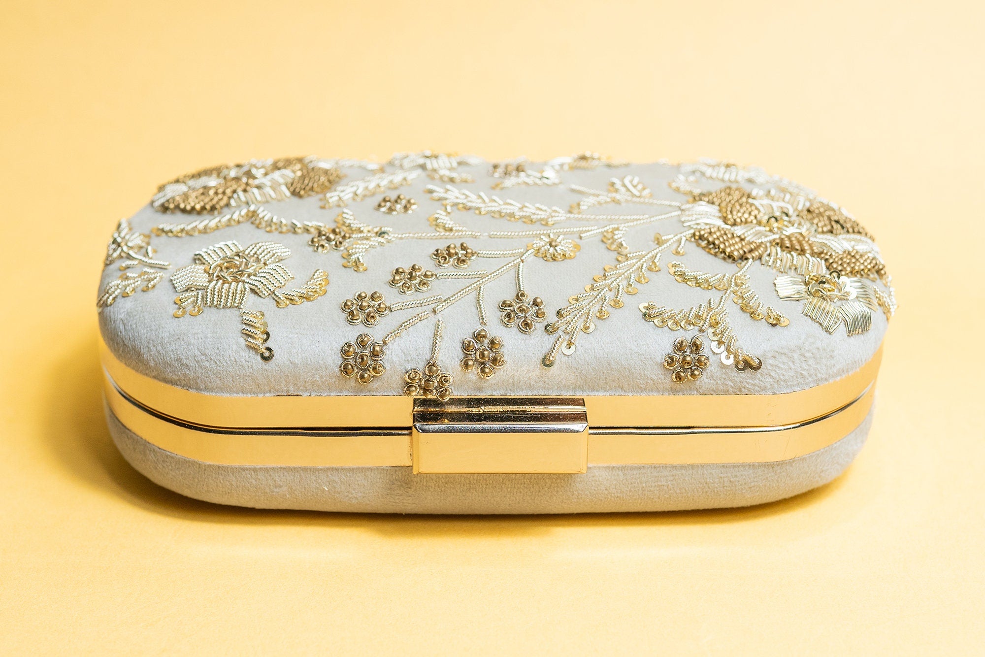 Beige bead embroidery velvet clutch bag detachable sling