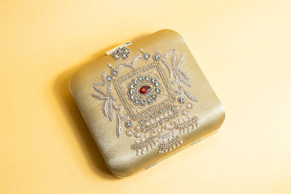 Gold square hand made bead embroidery silk clutch bag detachable sling image 3