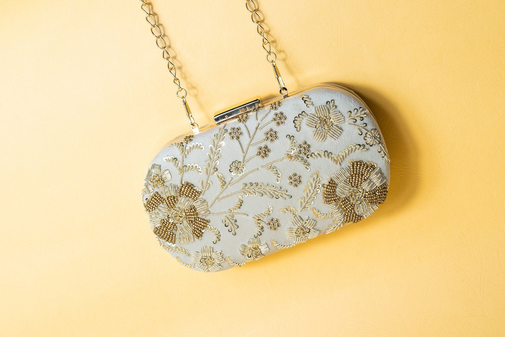Beige bead embroidery velvet clutch bag detachable sling