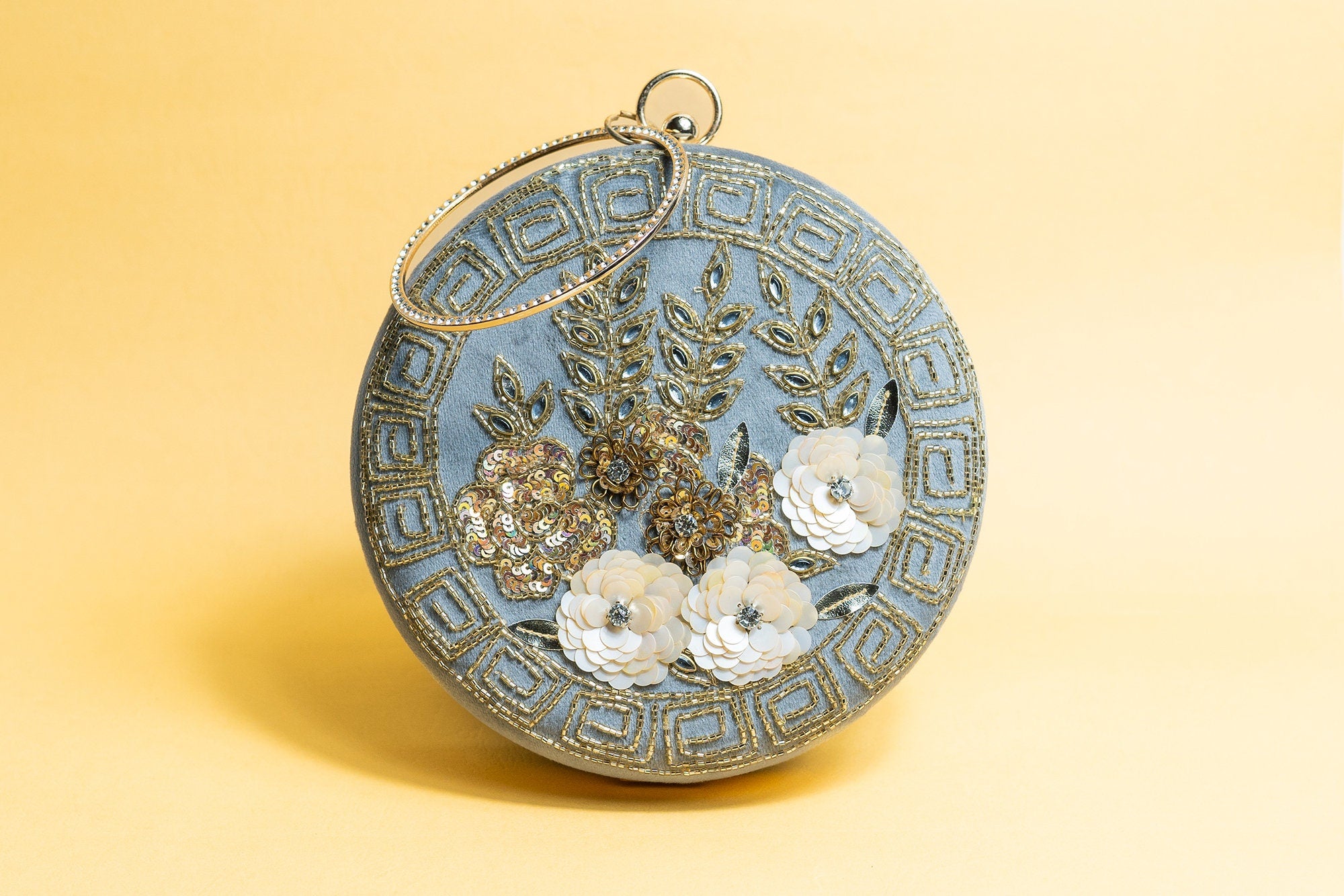 Floral round hand made embroidery silk clutch bag detachable sling