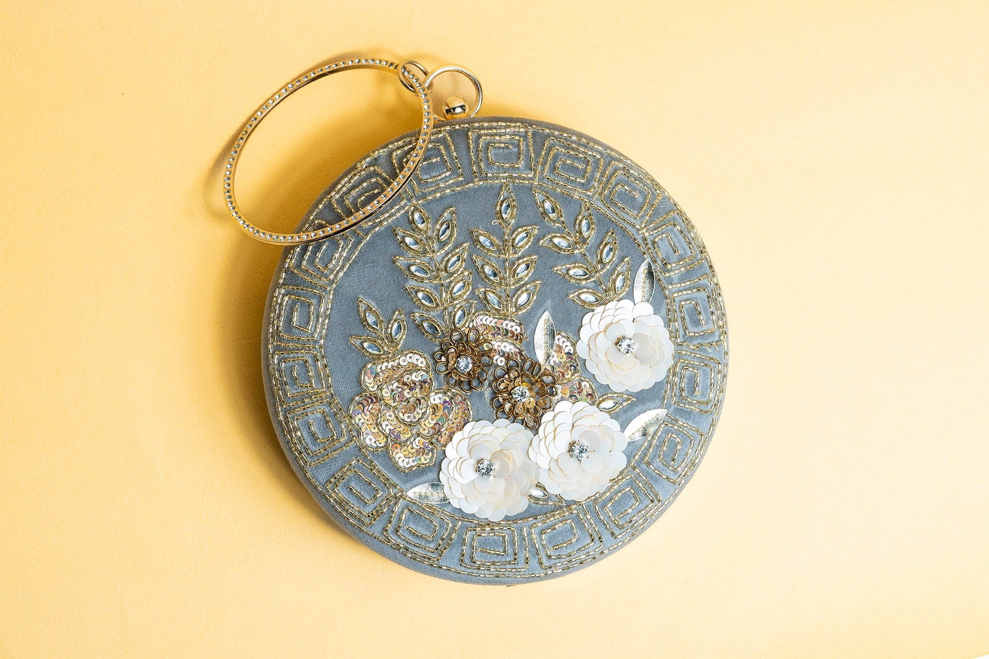 Floral round hand made embroidery silk clutch bag detachable sling
