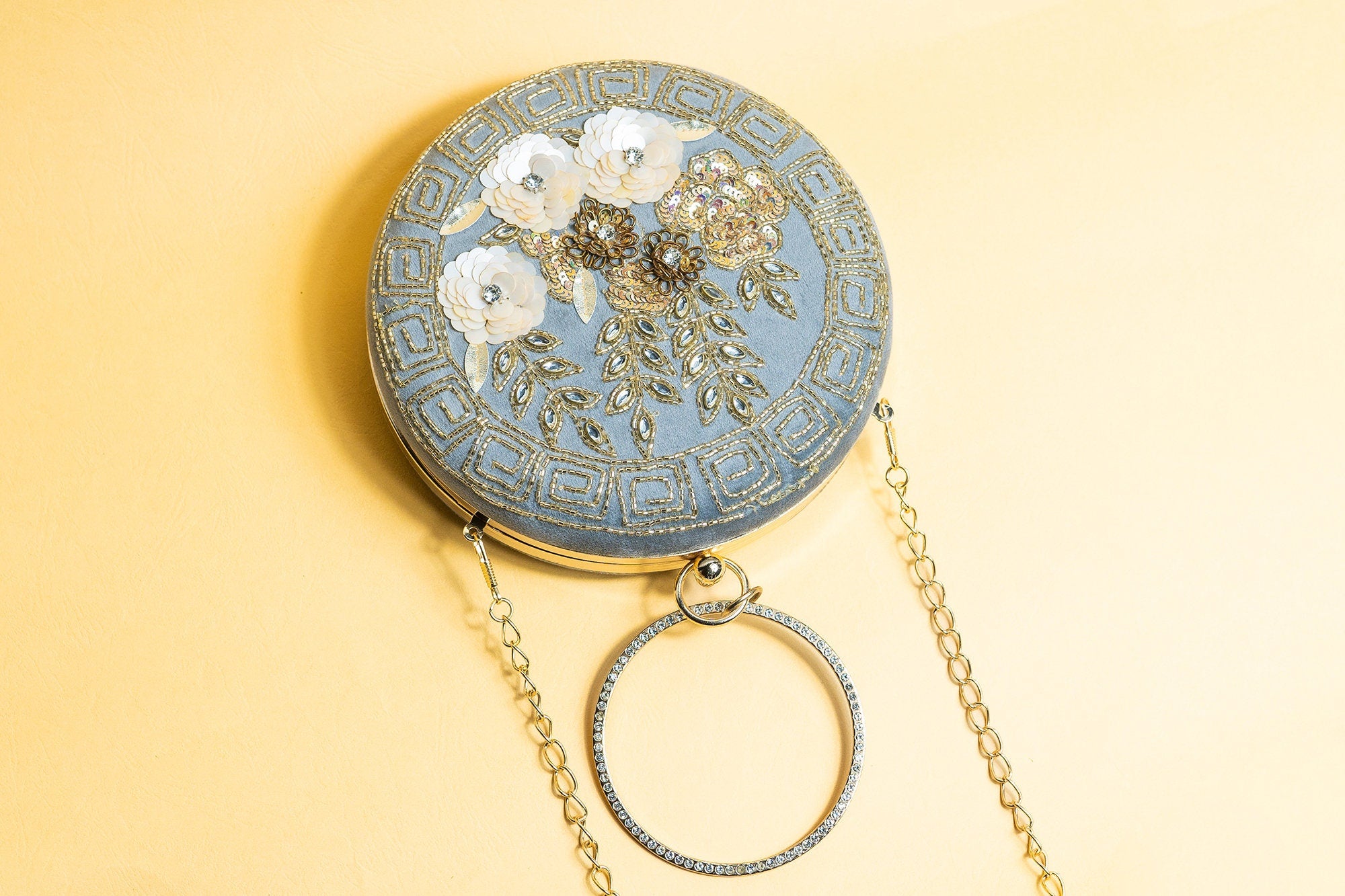 Floral round hand made embroidery silk clutch bag detachable sling