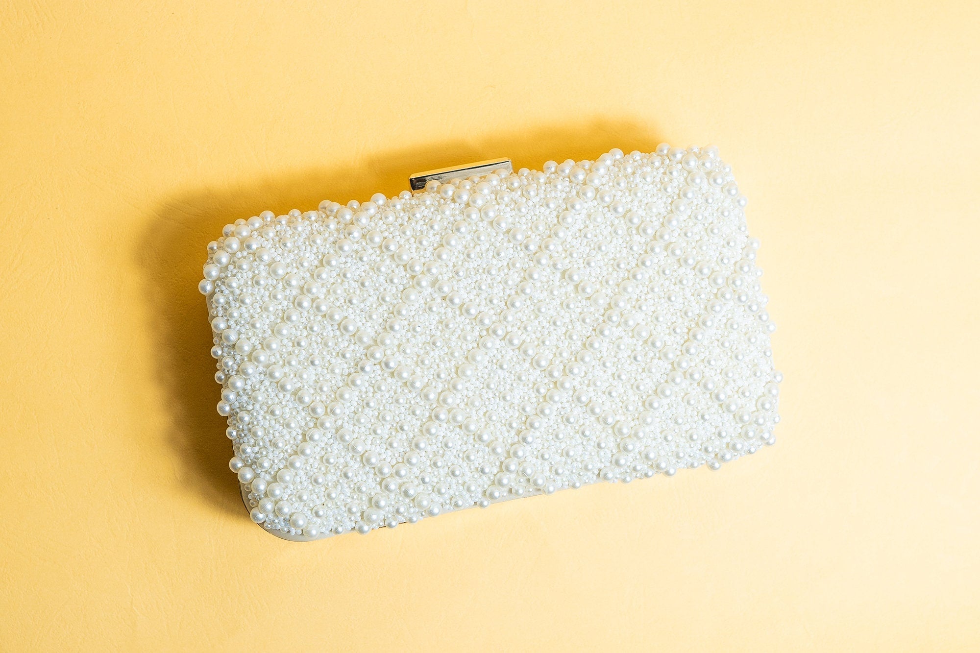 White pearl bead hand made bead embroidery clutch bag detachable sling