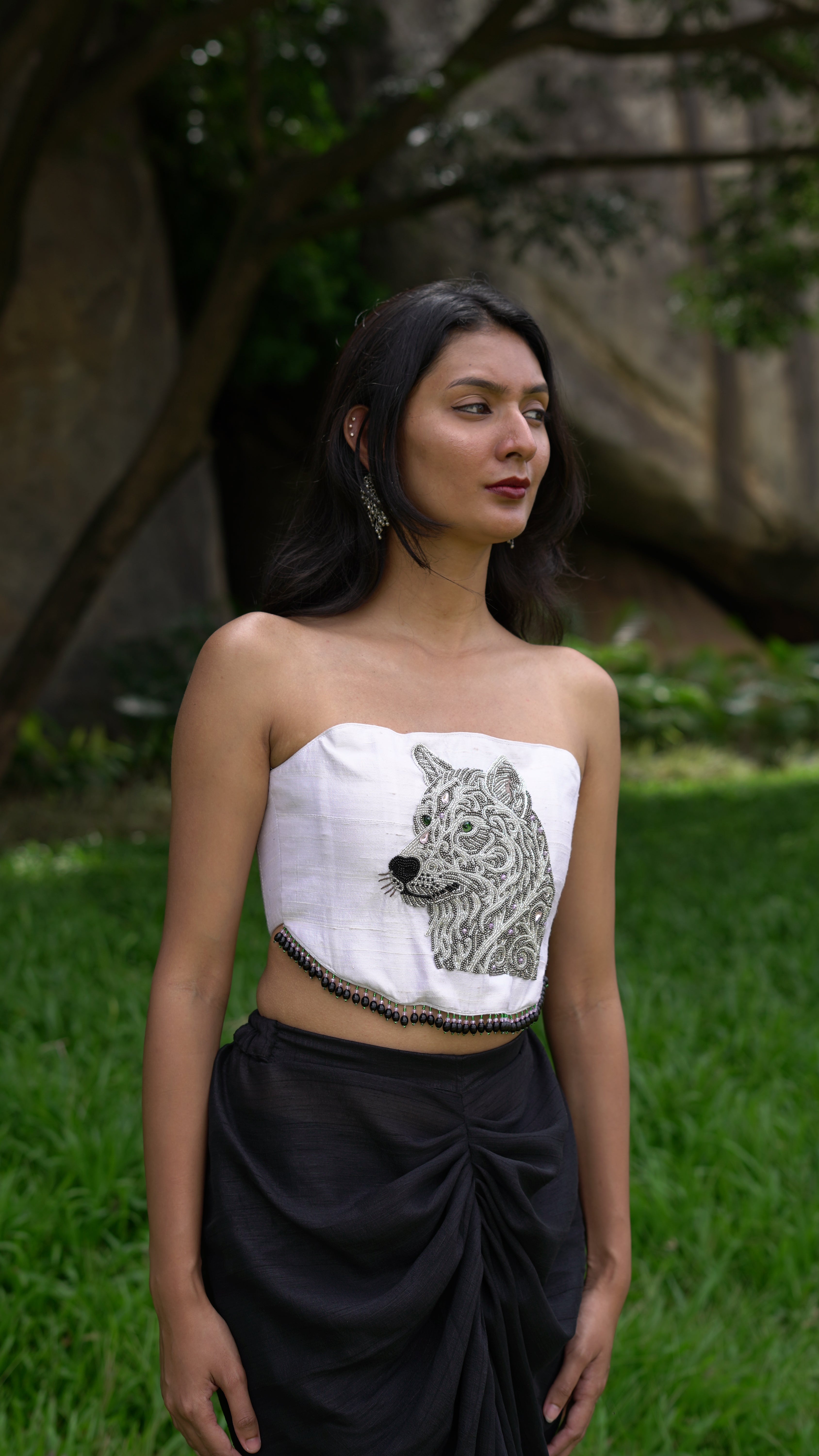 VRIKA WHITE
