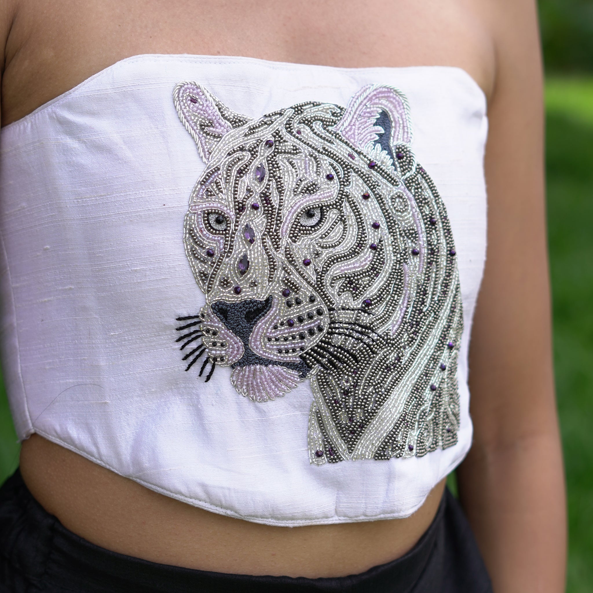 WHITE TIGER