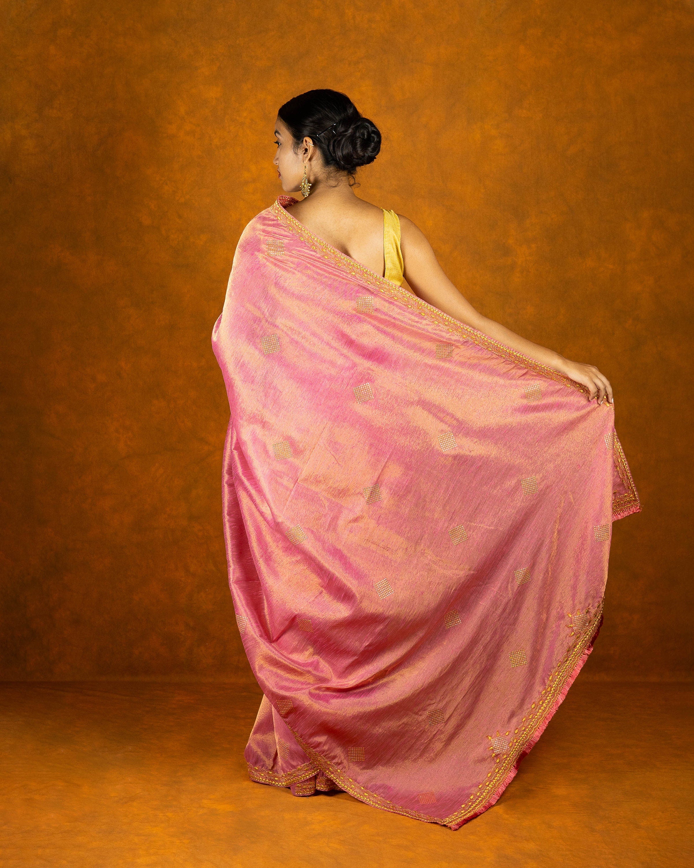 Pink silk blend gold embroidery saree with gold border